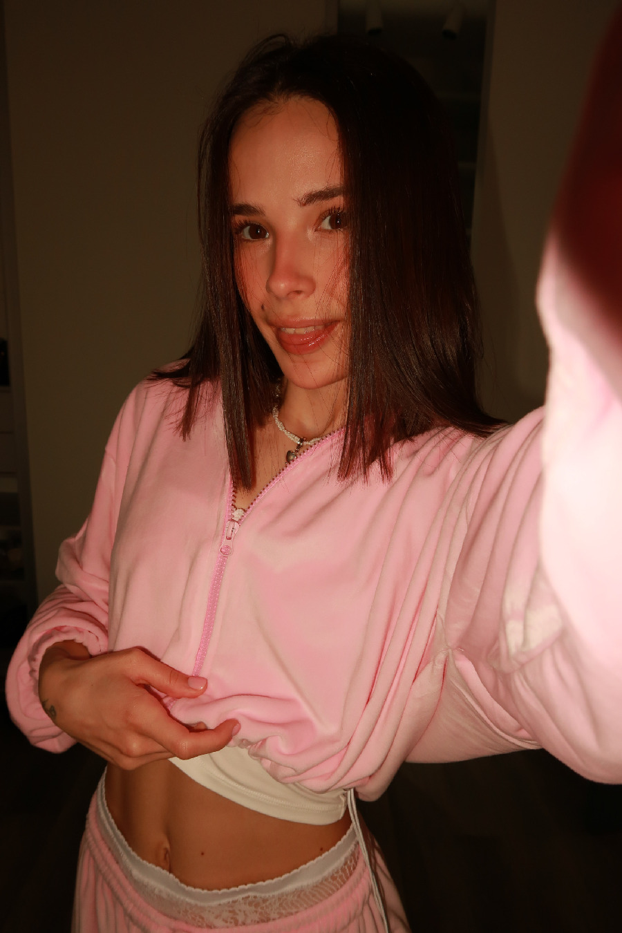 Tina brings the glow — live moments in Muscat